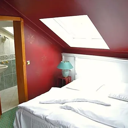 Bellevue Gastgeberei Bed and Breakfast 4*